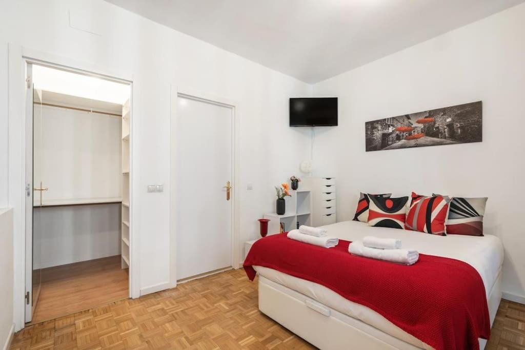 Studio Located In Puerta De Alcala - 2 マドリード エクステリア 写真